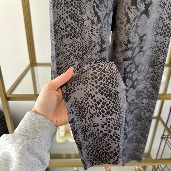 AR-33 leggings - Picture 4 of 6